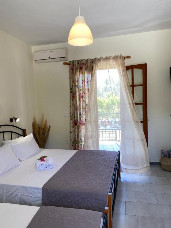 Lemon Tree Apartments A D 阿尔戈斯托利翁 外观 照片