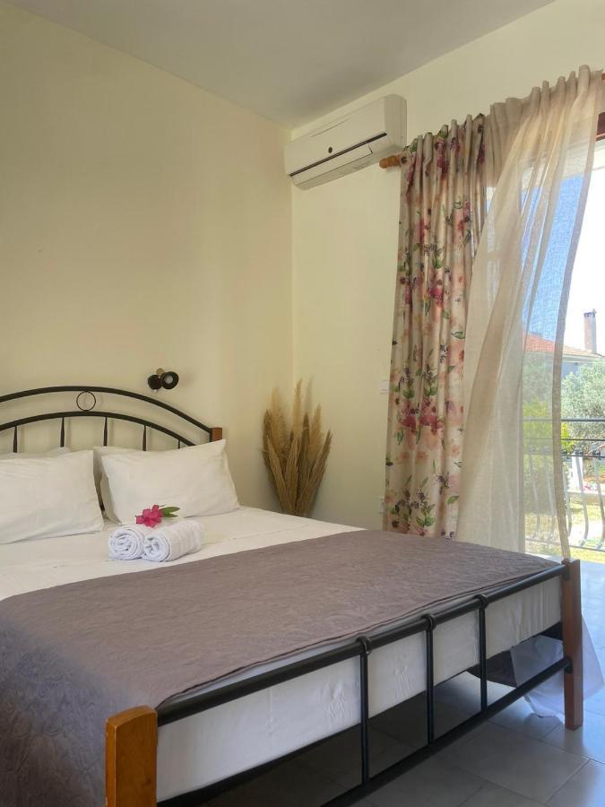 Lemon Tree Apartments A D 阿尔戈斯托利翁 外观 照片